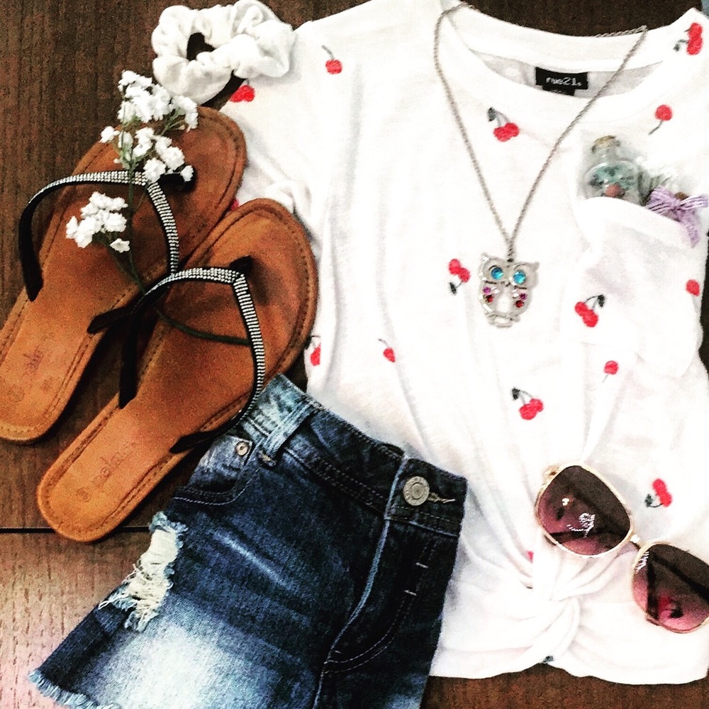🎊🎉SALE🎉🎊 OUTFIT IDEAS FROM LISTINGS